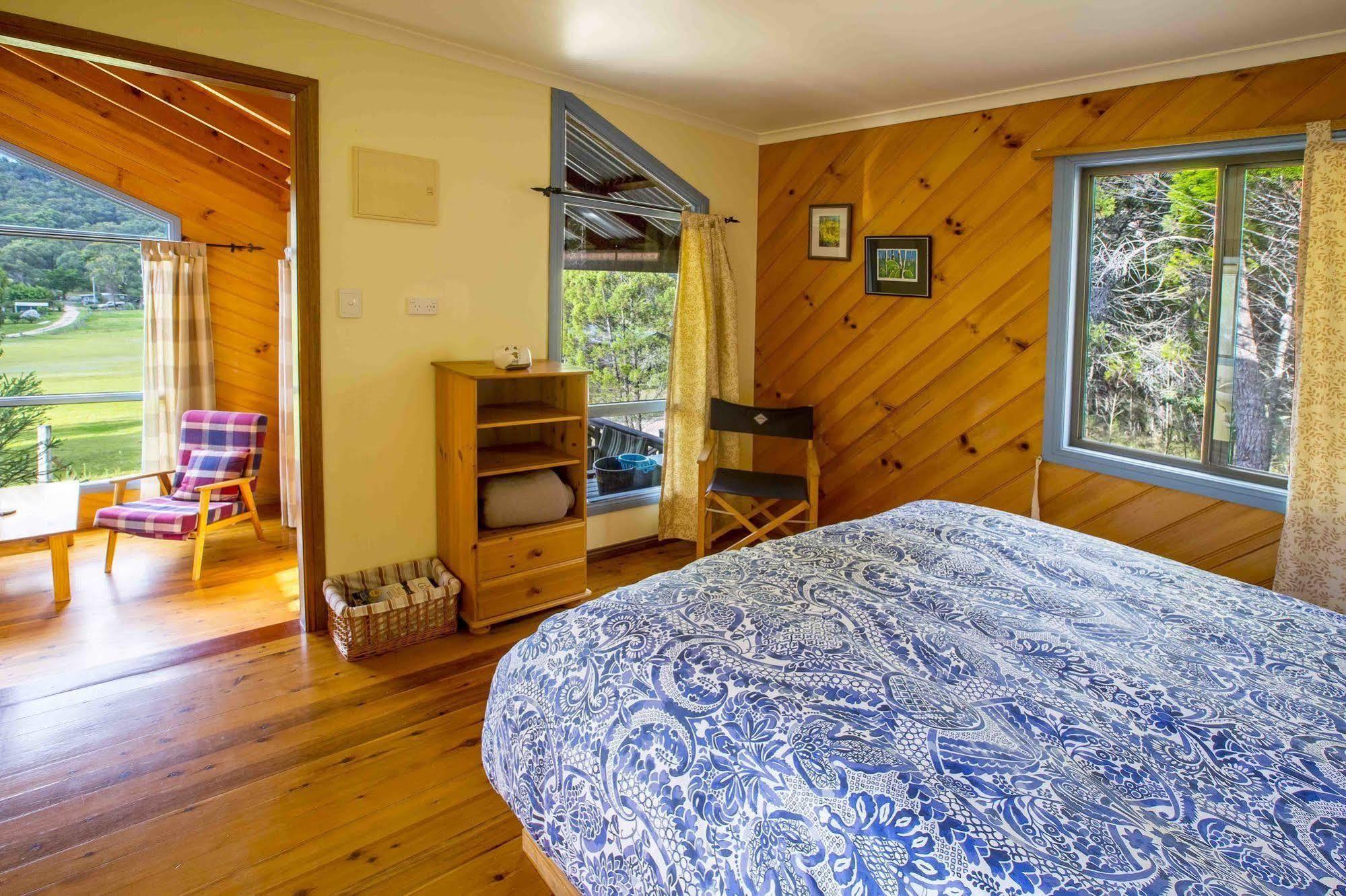 Wisteria Cottage Wyberba Bagian luar foto